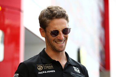 Monza, İtalya. 6-8 Eylül 2019. İtalya Formula 1 Grand Prix 'si. Zengin Enerji Haas F1 takımından Romain Grosjean İtalya 'nın F1 Grand Prix' si sırasında çayırda