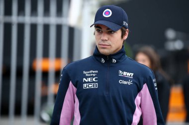 Monza, İtalya. 6-8 Eylül 2019. İtalya Formula 1 Grand Prix 'si. SportPesa Yarış Noktası F1 Takımı 'ndan Lance Stroll İtalya' nın F1 Grand Prix 'sinde çayırda
