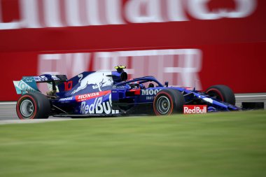 Monza, İtalya. 6-8 Eylül 2019. İtalya Formula 1 Grand Prix 'si. Red Bull 'dan Pierre Gasly Toro Rosso Honda İtalya F1 Grand Prix antrenmanı sırasında pistte