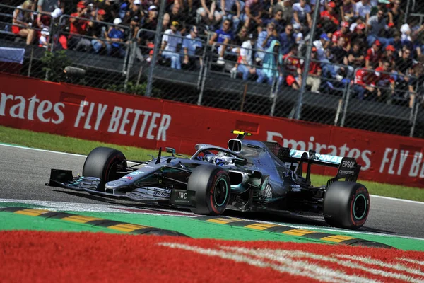 Monza, İtalya. 6-8 Eylül 2019. İtalya Formula 1 Grand Prix 'si. İtalya F1 Grand Prix elemeleri sırasında Mercedes AMG Petronas Motorsport 'tan Valtteri Bottas