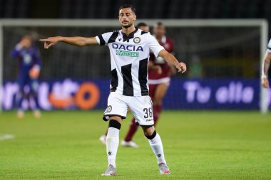 Torino (İtalya) 23 Haziran 2020. İtalyan Serisi A. Torino Fc, Udinese Calcio 'ya karşı. Udinese Calcio 'dan Rolando Mandragora  .   