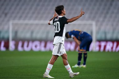 Torino (İtalya) 26 Haziran 2020. İtalyan Serisi A. Juventus Fc, Us Lecce 'a karşı. Juventus FC 'den Paulo Dybala gol attıktan sonra kutluyor  .   