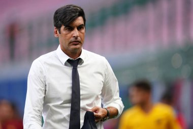 Milano (İtalya) 28 Haziran 2020. Ac Milan ile As Roma arasında oynanan Serie A karşılaşmasında as Roma teknik direktörü Paulo Fonseca.