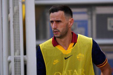 Milano (İtalya) 28 Haziran 2020. Ac Milan ile As Romanlar arasında oynanan Serie A karşılaşmasında Roman Olarak yarışan Nikola Kaliniç.