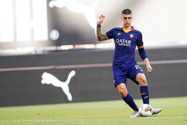Milano (İtalya) 28 Haziran 2020. Ac Milan ile As Roma arasındaki A Serisi karşılaşmasında As Roma 'dan Gianluca Mancini.