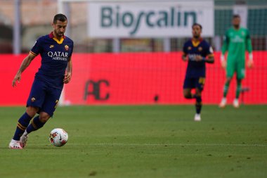 Milano (İtalya) 28 Haziran 2020. Ac Milan ile As Roma arasında oynanan Serie A karşılaşmasında As Roma 'dan Henrix Hamleti Mkhitaryan.