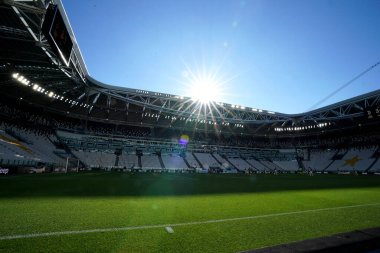 Torino, İtalya. 4 Temmuz 2020. İtalya Futbol Ligi Serisi A. Juventus Fc Torino Fc 'ye karşı. Juventus FC Stadyumu     