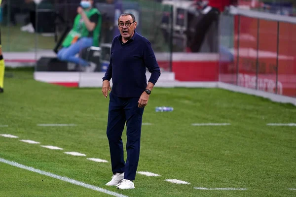 Milano (İtalya) - 07 Temmuz 2020. Serie A. Maurizio Sarri, Juventus FC 'nin teknik direktörü, Ac Milan ve Juventus Fc arasında oynanan Serie A karşılaşmasında.   