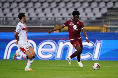 Torino, (İtalyanca). 16 Temmuz 2020. İtalyan Futbol Serisi A. Torino Fc, Genoa Cfc 'ye karşı. Torino FC 'den Temitayo Aina    . 