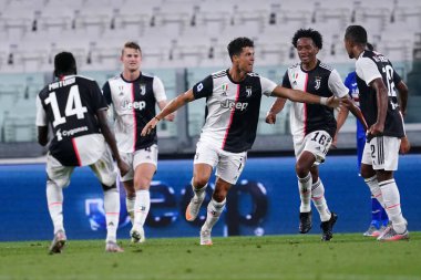 Torino (İtalya) 26 Temmuz 2020. İtalyan Serisi A. Juventus Fc, Uc Sampdoria 'ya karşı. Juventus FC 'den Cristiano Ronaldo gol attıktan sonra kutluyor