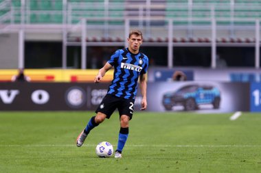 Milano, İtalya. 19 Eylül 2020. Dostça bir maç. Fc Internazionale, Pisa Uc 'a karşı. FC Internazionale 'den Nicolo Barella FC Internazionale ve Pisa Sc arasındaki dostluk maçı sırasında.