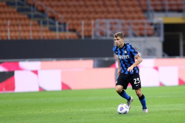 Milano, İtalya. 19 Eylül 2020. Dostça bir maç. Fc Internazionale, Pisa Uc 'a karşı. FC Internazionale 'den Nicolo Barella FC Internazionale ve Pisa Sc arasındaki dostluk maçı sırasında.