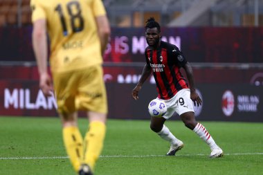 Milano, İtalya. 24 Eylül 2020. Uefa Avrupa Ligi. Ac Milan 'dan Franck Kessie UEFA Avrupa Ligi' nde Ac Milan ile Fotballklubben Bodo / Glimt arasında oynanan üçüncü ön eleme karşılaşmasında.  