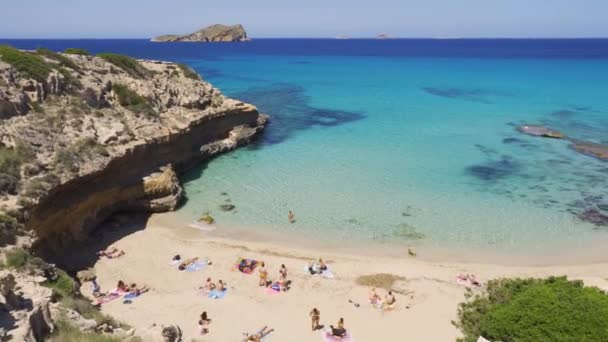 Praia Nua Ibiza Cala Escondida Praia Ilha Ibiza Espanha — Vídeo de Stock