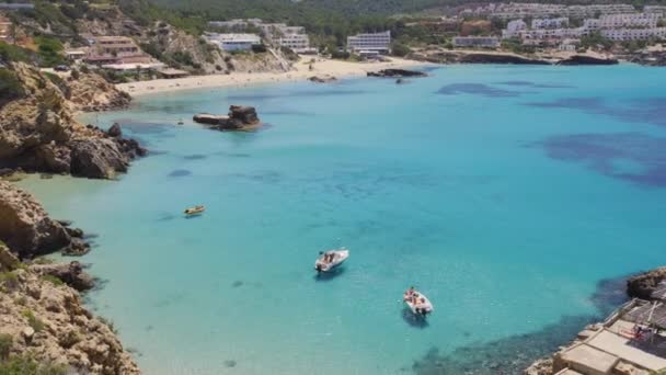 Νήσος Ίμπιζα Παραλία Cala Tarida Νήσος Ίμπιζα Ισπανία — Αρχείο Βίντεο