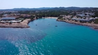 Port des Torrent Playa 'da. İbiza.