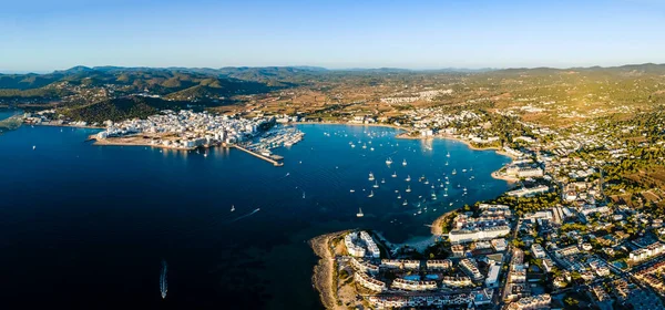 San Antonio de Portmany, İbiza.