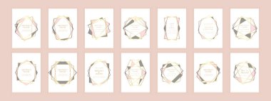 Vektör modern düğün davetiye şablonları seti. Art Deco geometrik üçgen çerçevesi. Polygon lüks klas Rose Gold tasarım arkaplanı. Broşür, broşür, kapak, poster, kart, logo, iş kimliği tarzı..