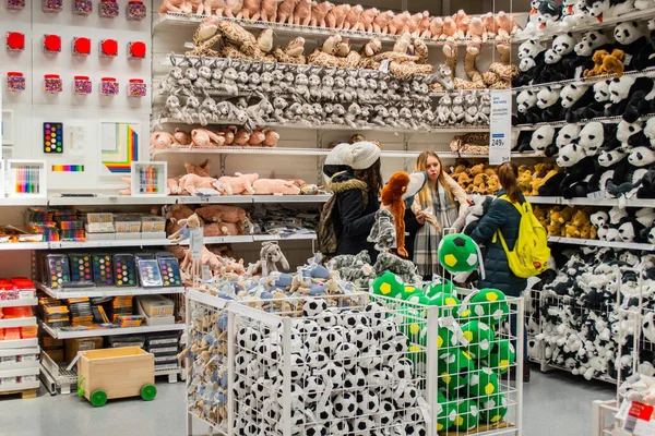 Moscow Russia September 2019 Ikea Store Group Teenage Girls Toy — Stock Photo, Image