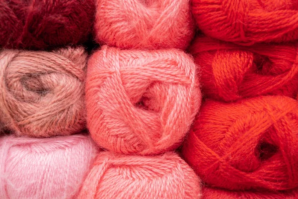 Close Skeins Thread Different Shades Red Pink Thread Background — Stock Photo, Image