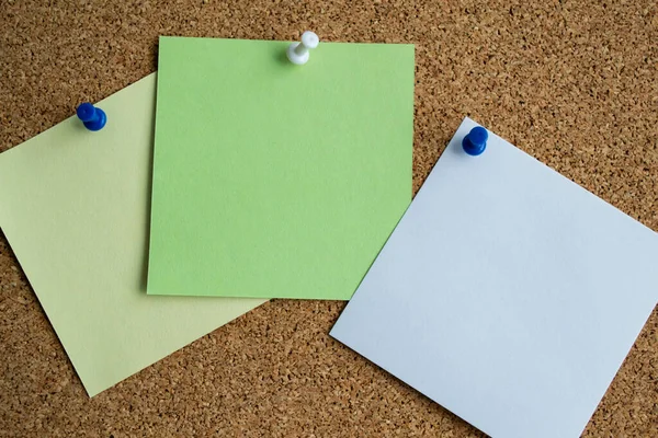 Three Paper Notes Green White Yellow Color Cork Board Attached — Stock Photo, Image