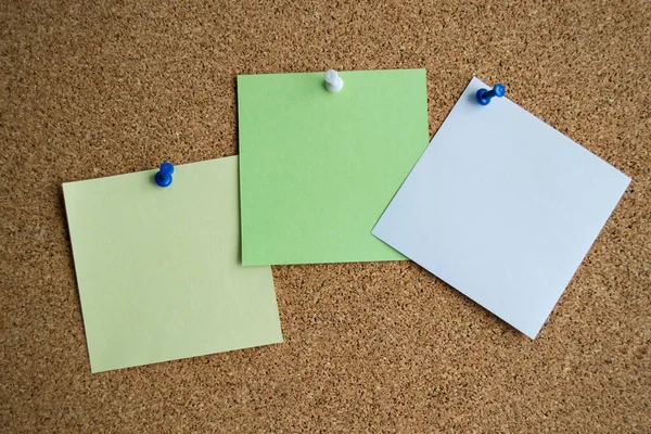 Three Paper Notes Green White Yellow Color Cork Board Attached — Stock Photo, Image