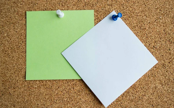 Two Paper Notes Green White Color Cork Board Attached White — Stock Photo, Image