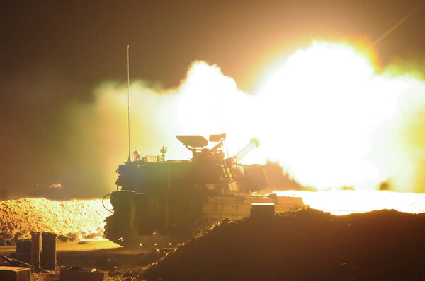 south israel 17 july 2014 artillery armored bombing gaza strip