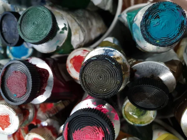 tüpler eski yağlı boyalar