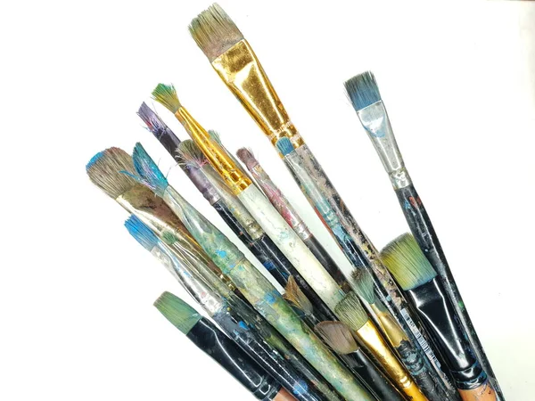 kirli fırçaların bileşimi