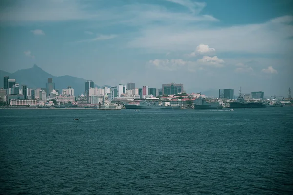 巴西Botafogo的糖面包景观 一座山 以及从缆车上看到的里约热内卢风景 — 图库照片