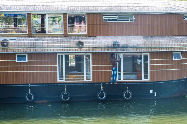 Kleine Häuser Einem Dorf Der Nähe Von Keralas Stausee Einem — Stockfoto