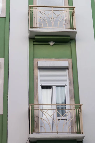 Een Straat Wijk Alfama Van Lissabon Portugal Dicht Bij Miradouro — Stockfoto
