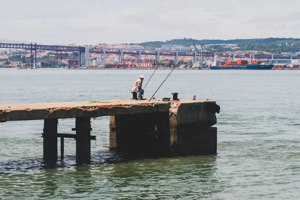 Dagligt Liv Ett Mest Populära Kvarteren Lissabon Almada Över Floden — Stockfoto