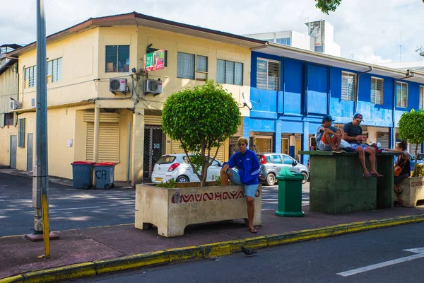 Vista Sobre Centro Cidade Papeete Polinésia Francesa Cheia Pessoas Cores — Fotografia de Stock