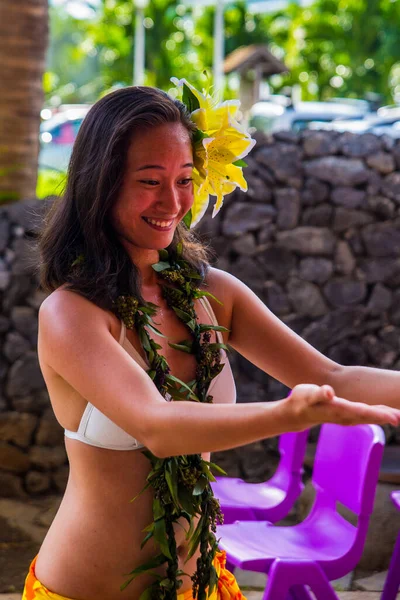 Portrait Danseuse Polynésienne Belles Femmes Dans Tahitien Île Pacifique Dansent — Photo