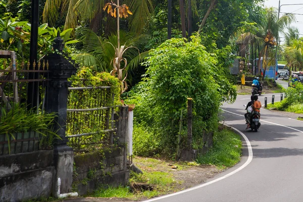 Pusat Kota Bali Pada Pagi Hari Jalan Utama Kehidupan Sekitar — Stok Foto