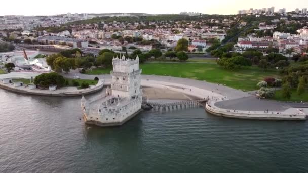 Magiska Antenn Belem Tower View Sköt Ovanifrån Lissabon Portugal Det — Stockvideo