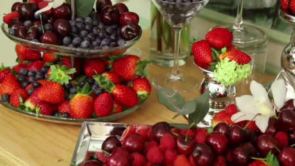 Strawberries Raspberries Blueberries Served Festive Table Nickel Plated Fruit Bowl — Stock Video