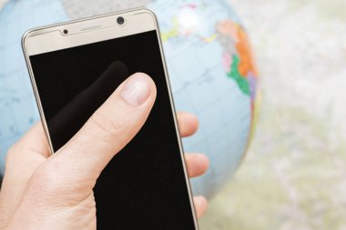 Dünya, elinde Smartphone