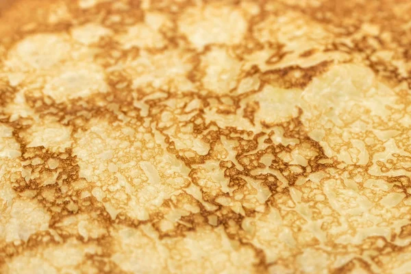 Eski dökme demir tavada gözleme