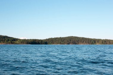 Ladoga Gölü ve Stone Embankment Sortavala 'da. Yüksek kalite fotoğraf