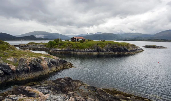 Hermoso Paisaje Costa Famosa Carretera Del Océano Atlántico Atlanterhavsveien Más — Foto de Stock