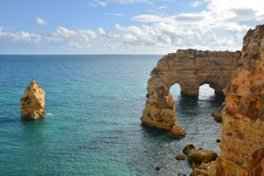 Algarve oluşumu, Portekiz şaşırtıcı hedef ve tüm dünyada çok sayıda turist için tüm mevsim cazibe kayalar.
