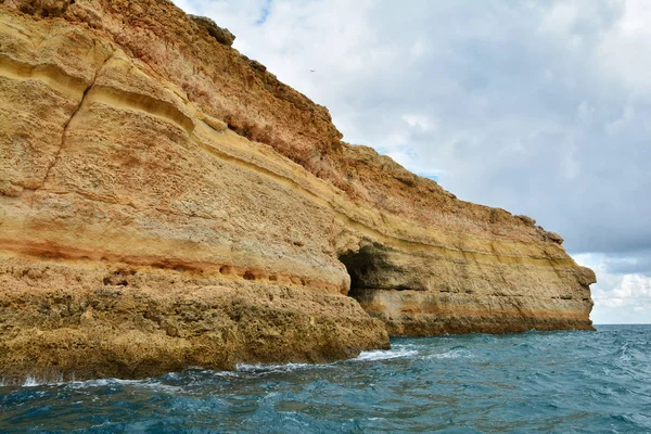 Morska Jaskinia Wybrzeżu Algarve Pobliżu Benagil Portugalia Europa Geologia Charakter — Zdjęcie stockowe