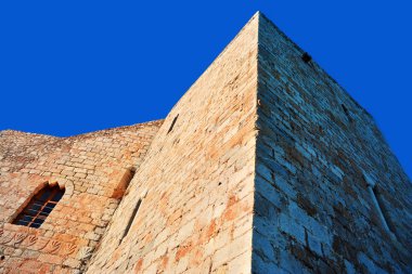 Peniscola dış cephe bina Castle, Costa del Azahar, il, Castellon, İspanya topluluk. Kilise kulesine çan olan kalenin.