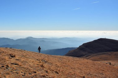 Milli Parkı Karpatlar Bucegi Dağları görülen Cota 2000, Sinaia Resort, Prahova İlçesi, Romanya. Sonbahar sezon.