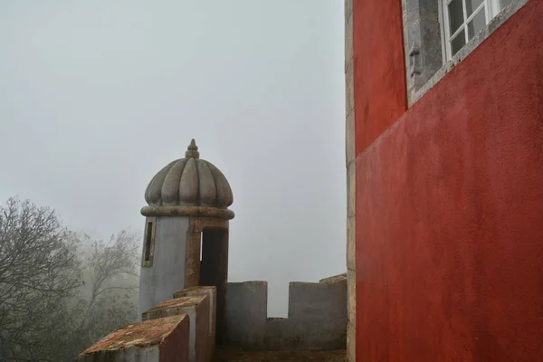 Sintra Portugal Noviembre 2017 Palacio Pena Castillo Romántico Día Nublado —  Fotos de Stock