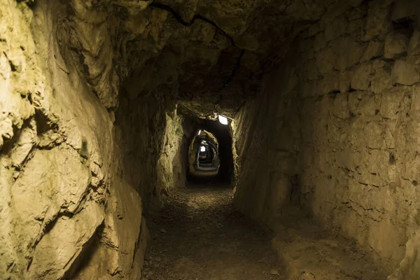 Unterirdischer Gang Der Höhle — Stockfoto