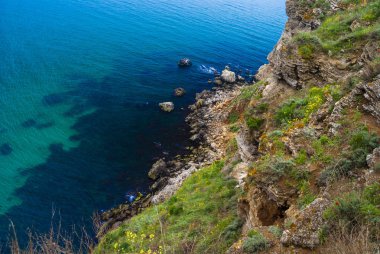 Kaliakra, Bulgaristan, Avrupa - 1 Mayıs 2015. Karadeniz Kıyısında doğa rezervi, uzun ve dar Kaliakra kara. 